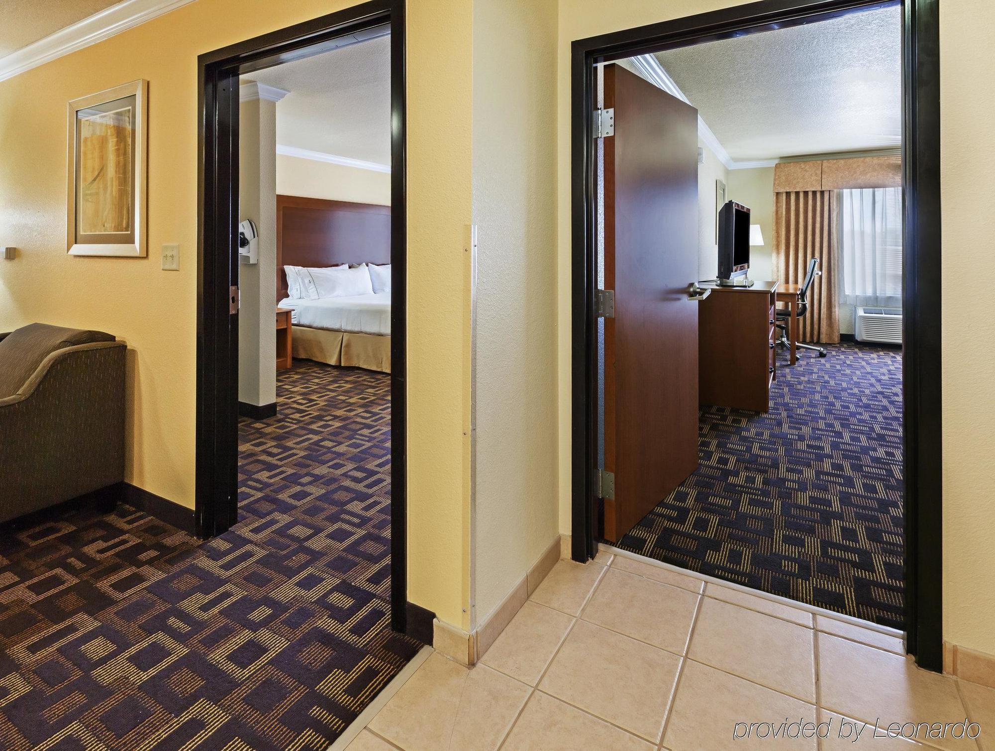 Holiday Inn Express & Suites Austin Nw - Lakeline By Ihg Luaran gambar