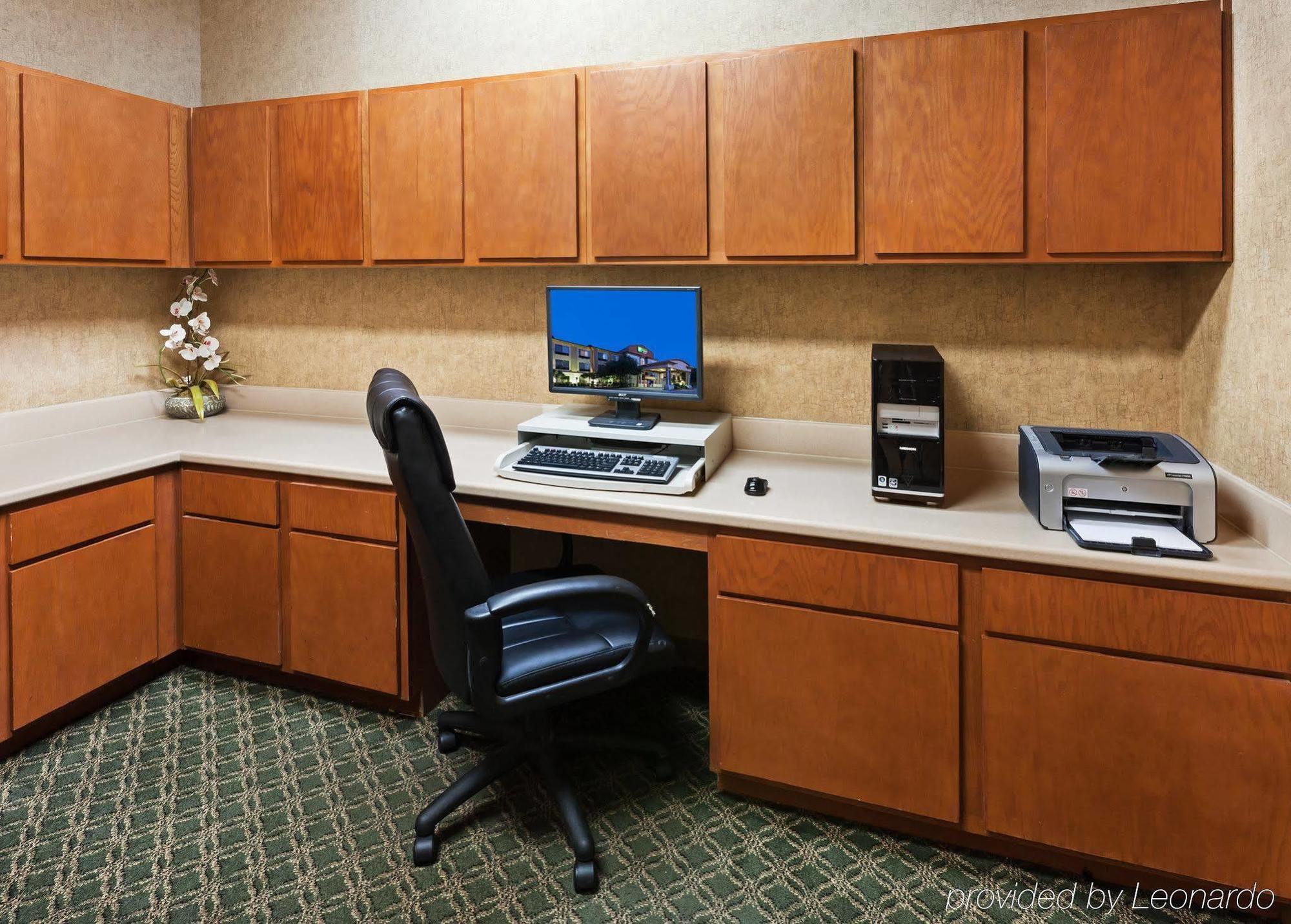 Holiday Inn Express & Suites Austin Nw - Lakeline By Ihg Luaran gambar